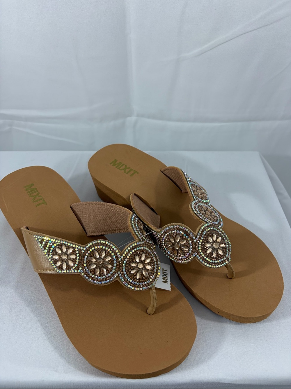 NWT Mixit Women’s Size 8 Metallic Tan Embellished Wedge Sandals